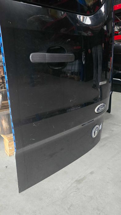 Usa Culisanta  dreapta model cu geam  pentru Ford Transit Custom 2015