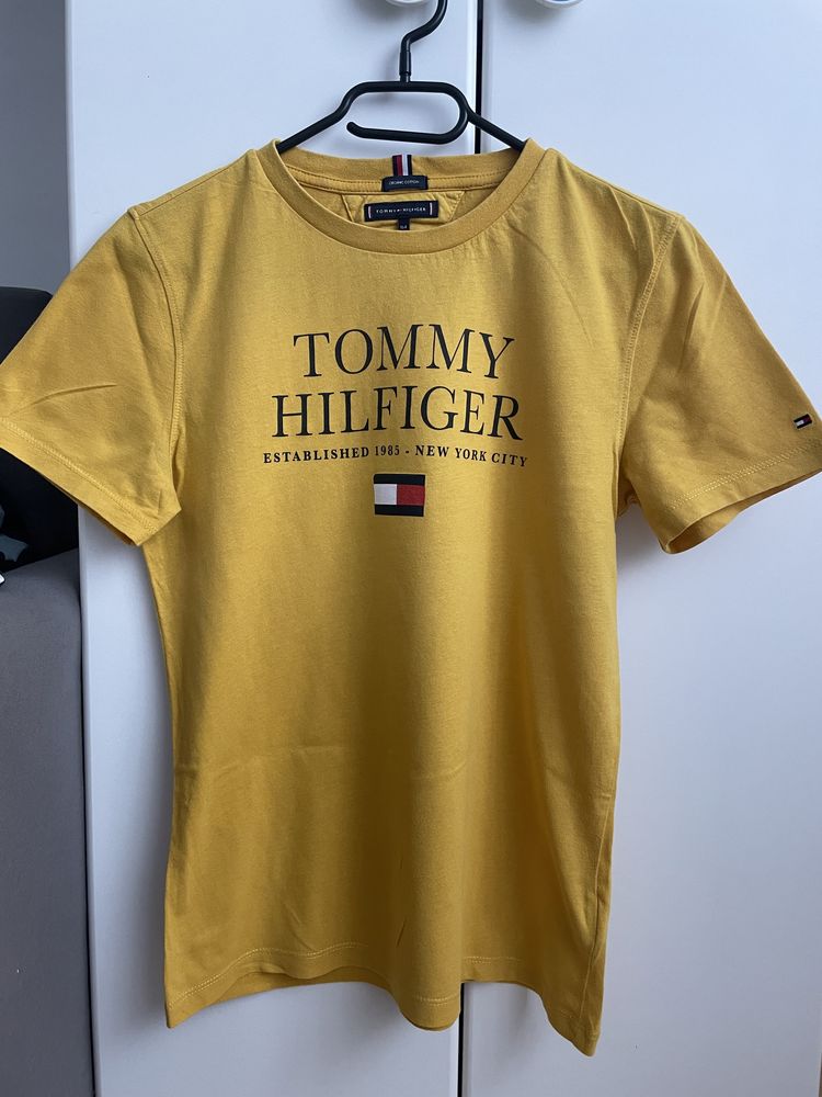 Tricou Tommy Hilfiger galben