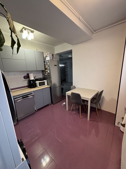 Apartament de vanzare Crangasi / Regie