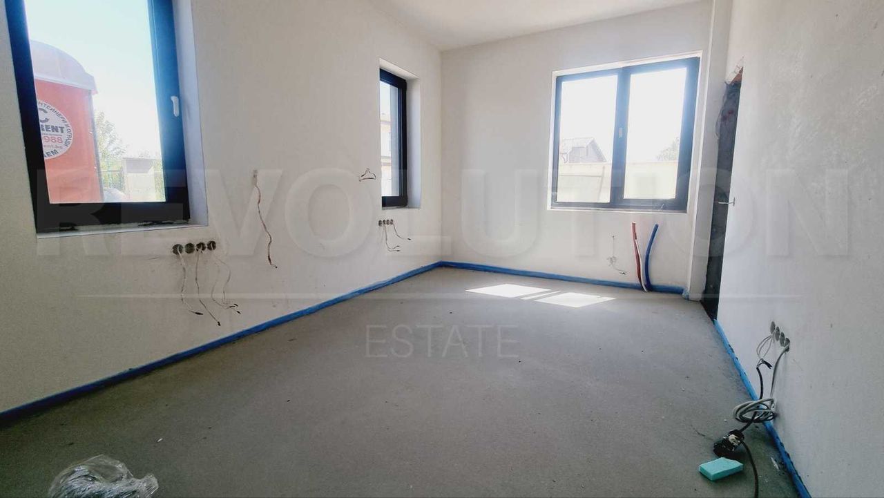 Продава се Къща в с. Бистрица, Област София-град - 361 кв.м за 2078 €/кв.м - Снимка #2