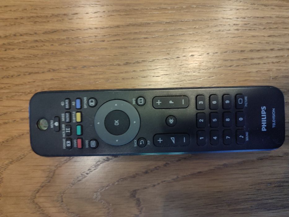 Телевизор Филипс 22PFL3404H/12.   22 инча