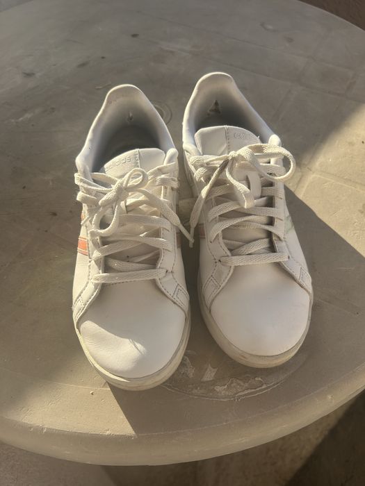 Маратонки Адидас 37 номер