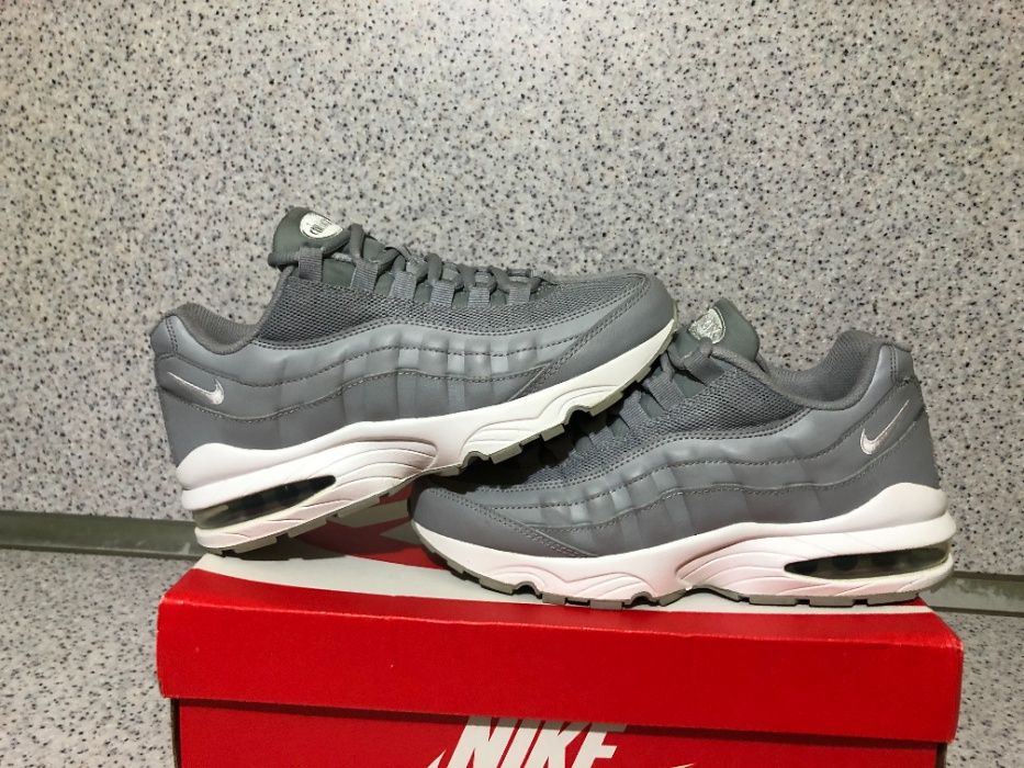 ОРИГИНАЛНИ *** Nike Air Max 95 / Wolf Grey