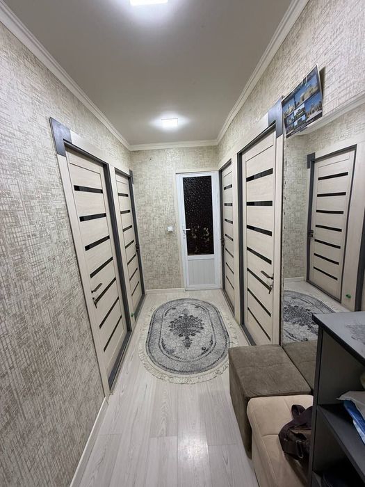 4 xonali kvartira sotiladi