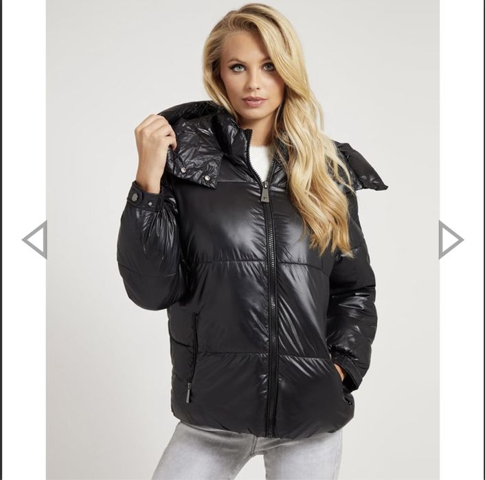 Зимно яке Guess в черно