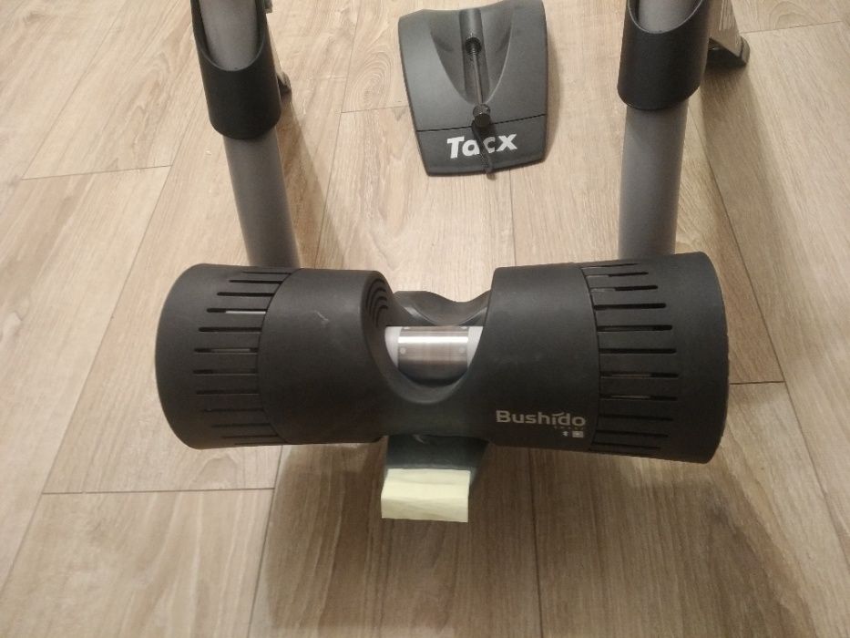 Vand Home Trainer TACX Bushido Smart