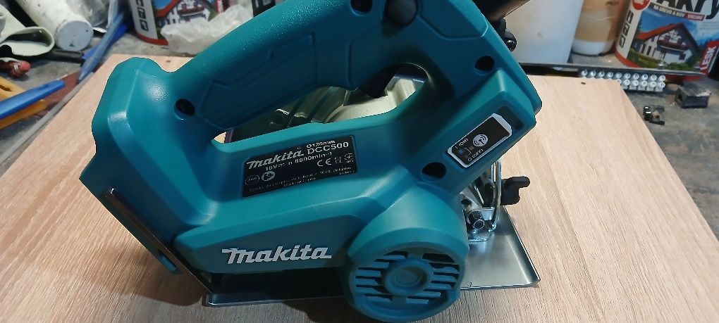Акумулаторни инструменти Makita