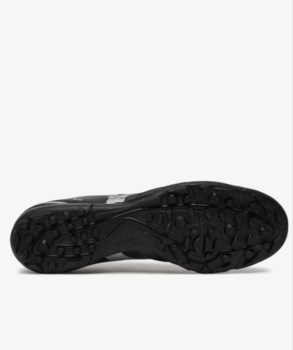 Чисто нови мъжки футболни обувки MIZUNO