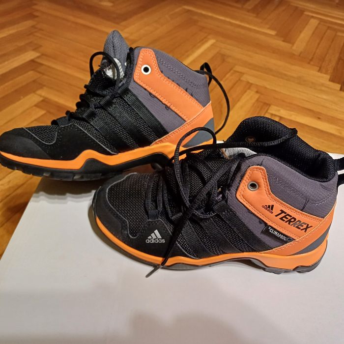 De vanzare Adidas Terrex masura 30