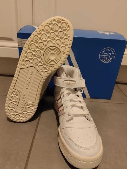 Adidas Forum Mid налични номер 44 нови с кутия, и номер 43 1/3