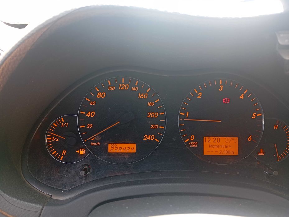 Toyota Avensis Facelit 2D4D