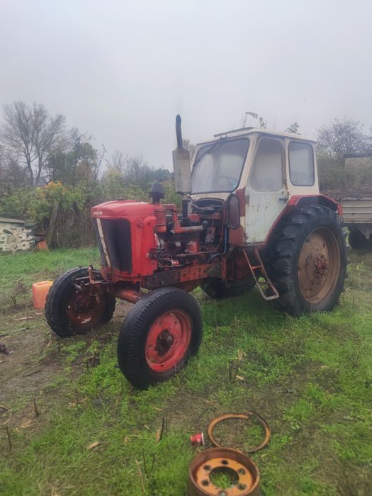 Трактори ЮМЗ в движение