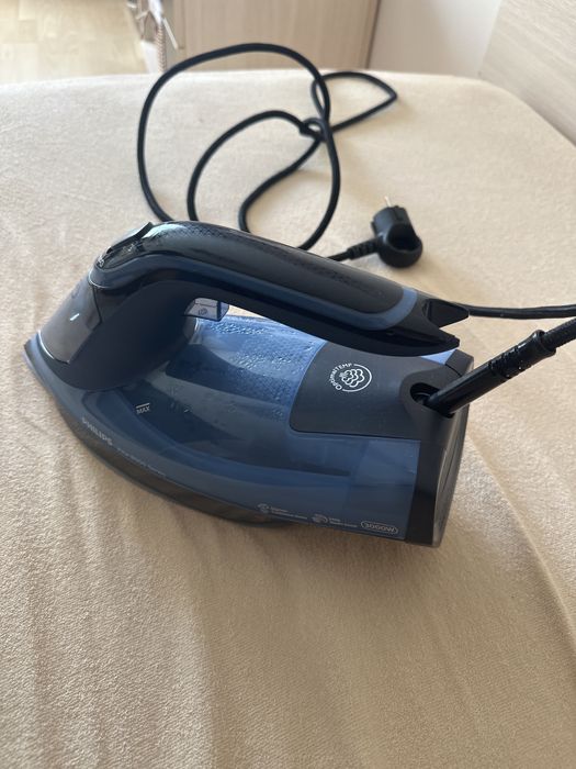 Philips Azur 8000 Series – Парна ютия | Почти нова с оставаща гаранция