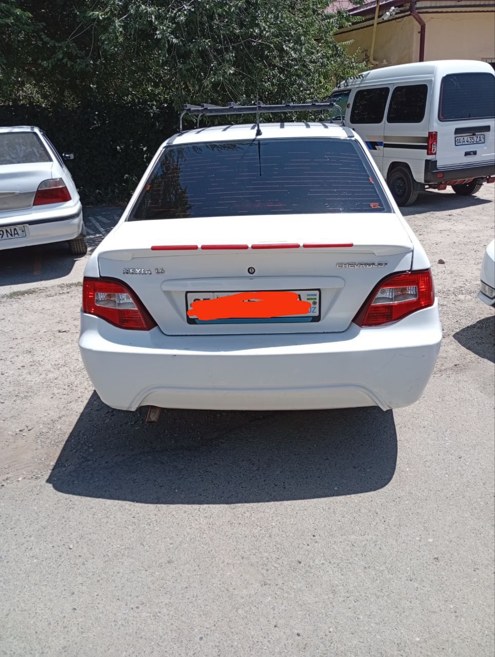 Nexia 2 yaxshi xolatda