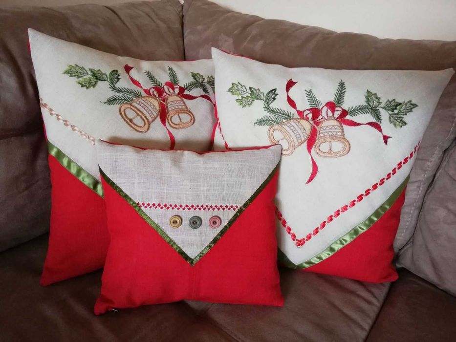 Коледни възглавници с бродерия РЪЧНА изработка