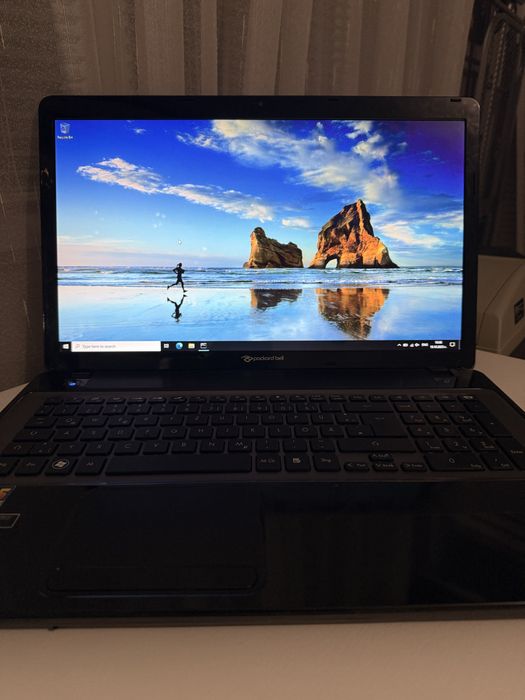 Лаптоп packard bell