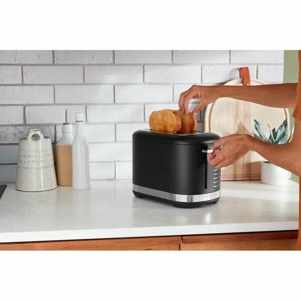 Тостер KitchenAid 5KMT2109EBM