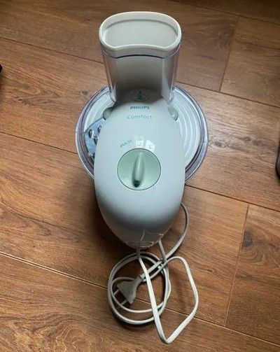 Robot de bucatarie compact Philips, bol 1,5 l, stare impecabila