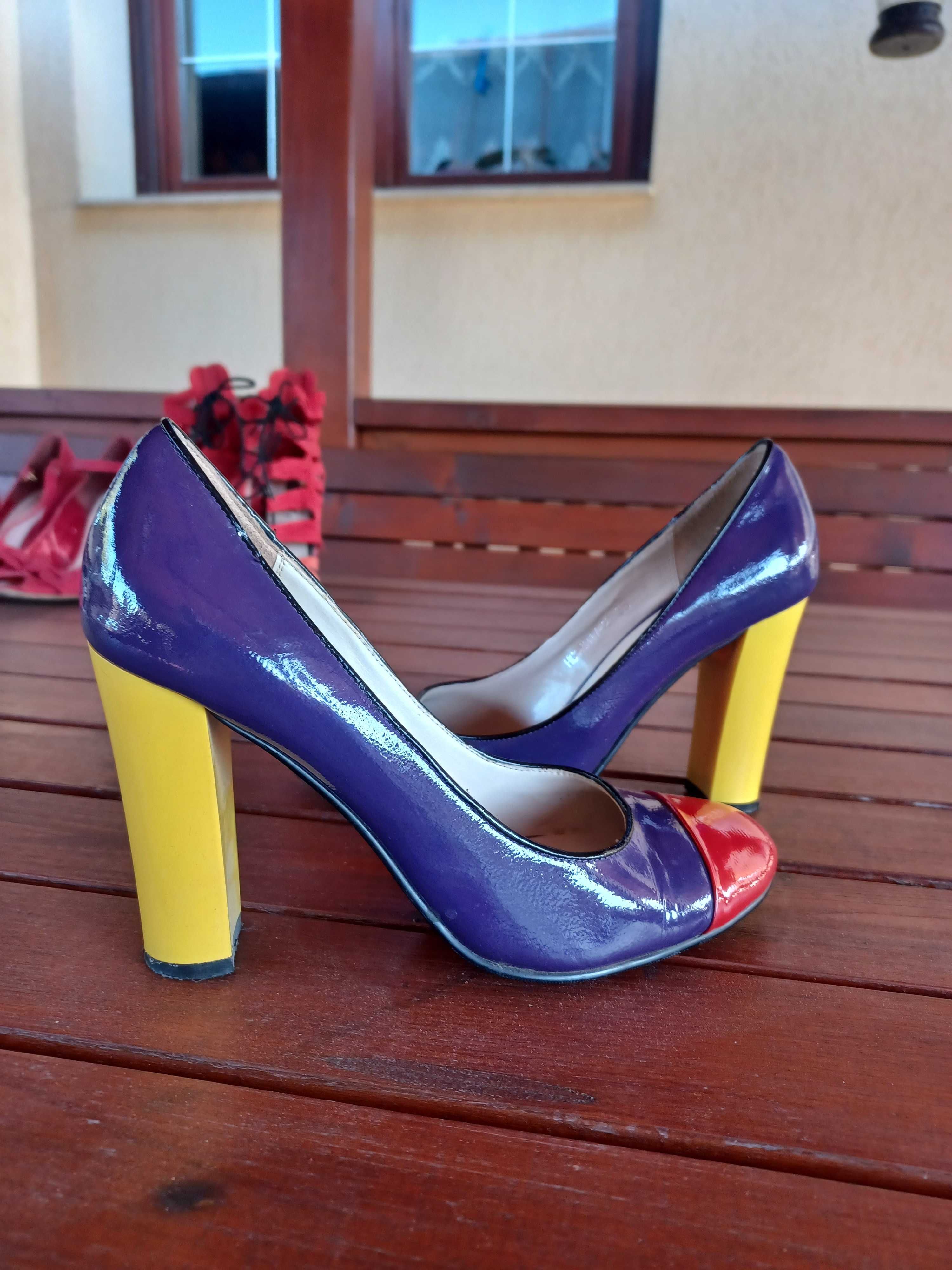 Sandale & Pantofi femei  purtate Nr 36 și 37