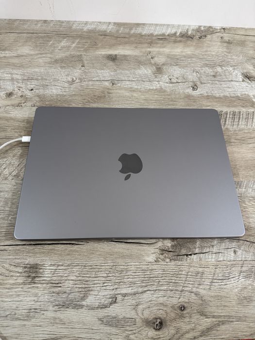Macbook m2 14 pro 512 gb 16gb idial sostayana ozimiki