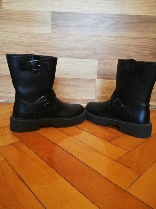 Дамски кожени боти