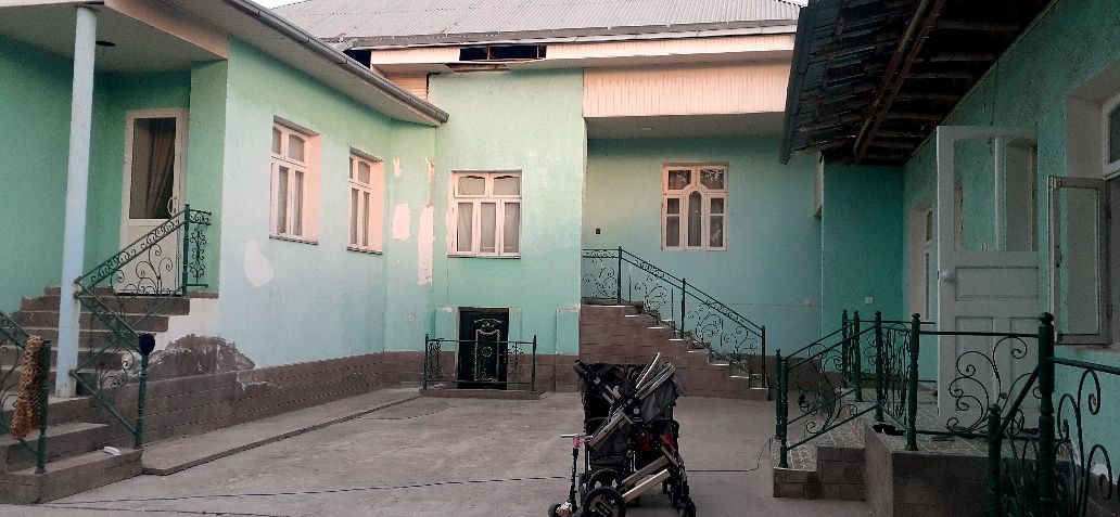Продаётся участок 8 сотих