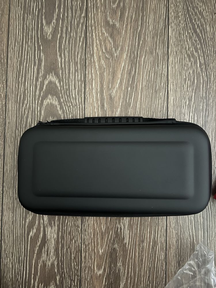 Кейс за Nintendo Switch или Switch OLED