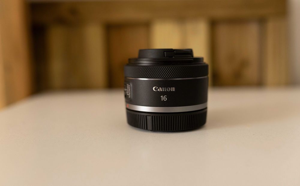 Canon RF 16mm F2.8 STM Obiectiv Foto Mirrorless