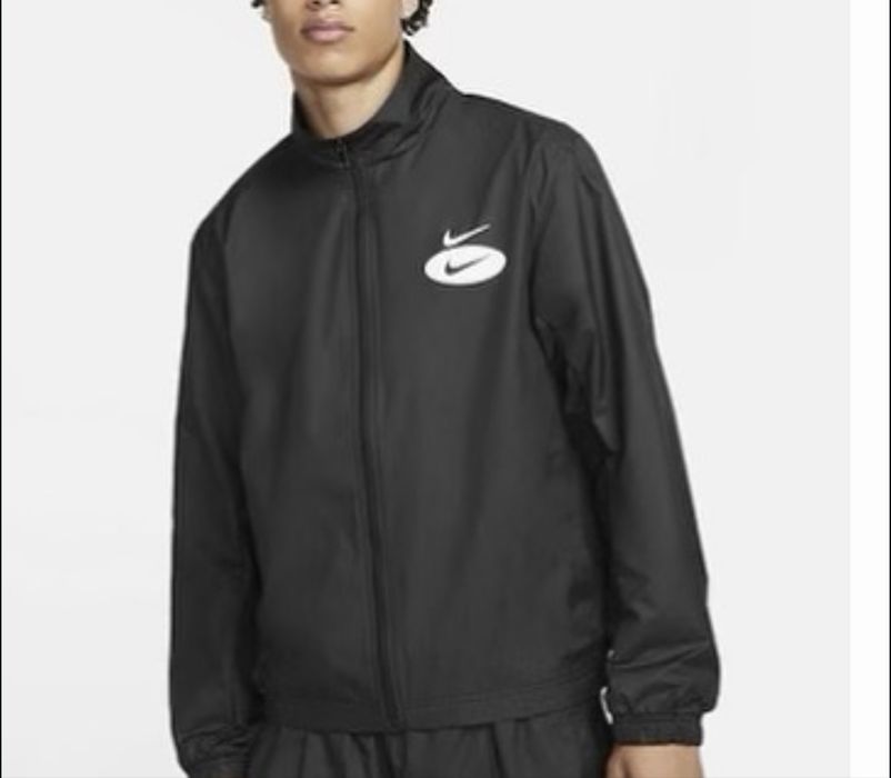 Мъжка черна ветровка Nike Double Swoosh