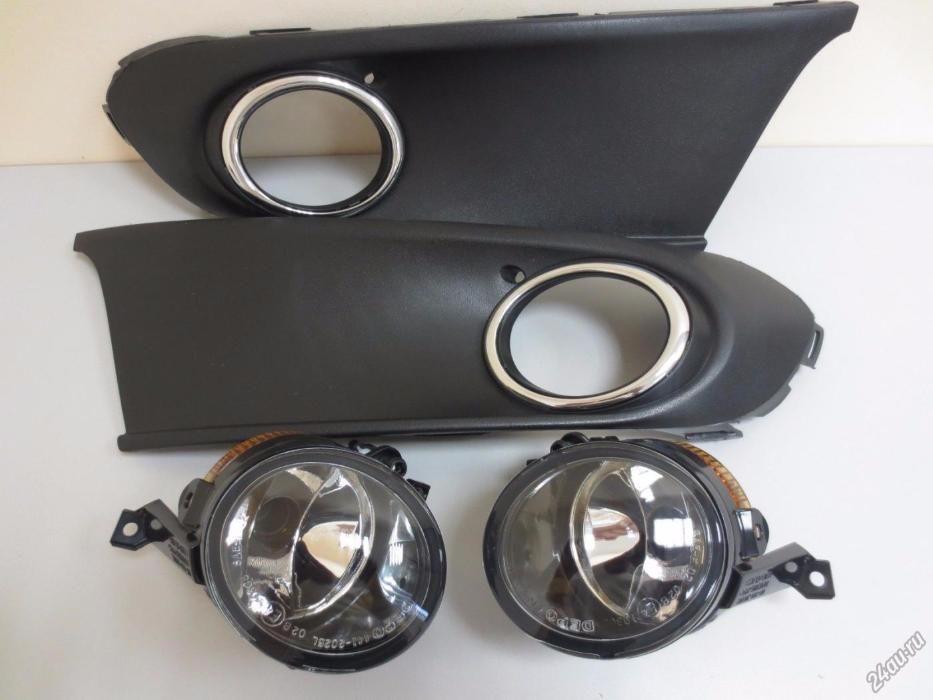 Запчасти VW POLO 10- комплект туманок с оправоми новые...
