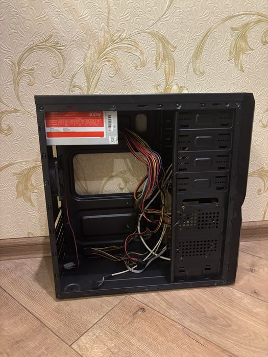 Продам корпус для ПК без боковых крышек