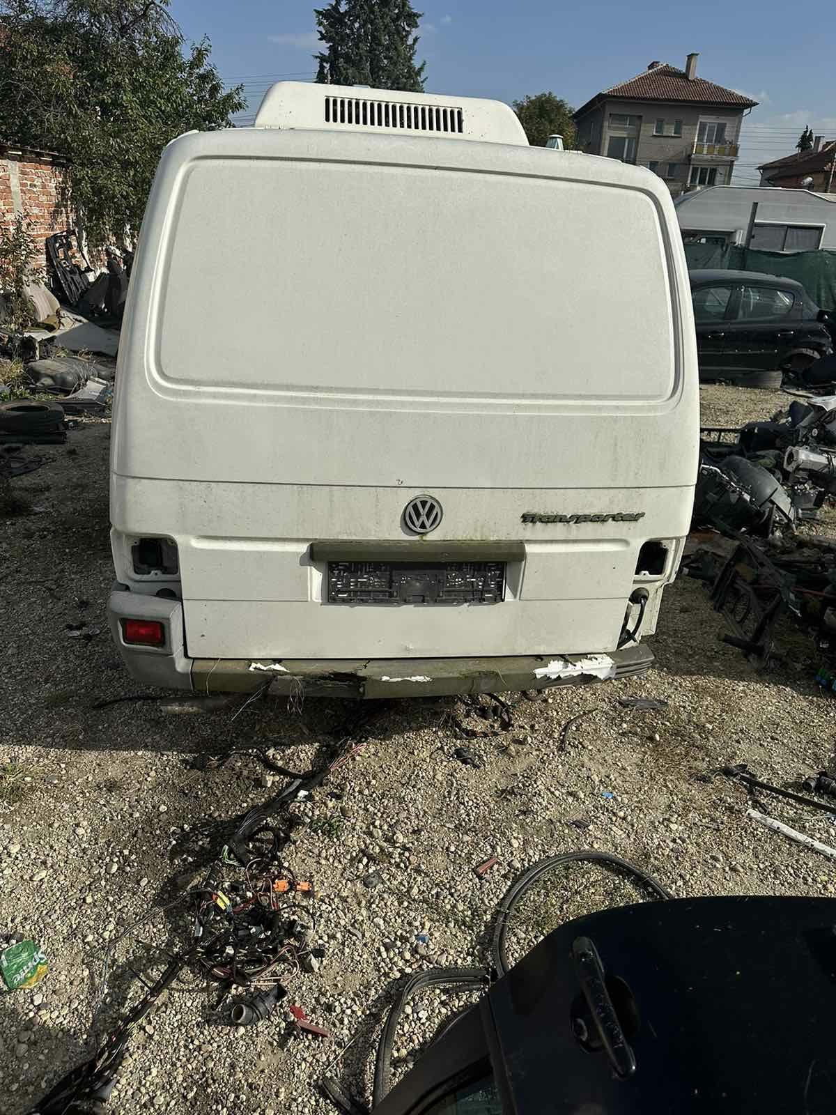 VW Transporter 2.4 D на части