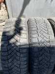 Зимни гуми с джанти Pirelli 185/60/15