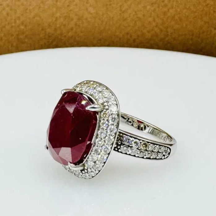 Natural Ruby (натуралний рубин)