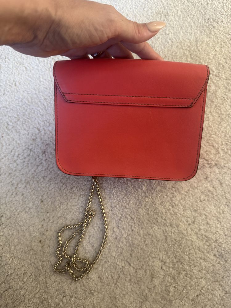 Furla чанта оригинал