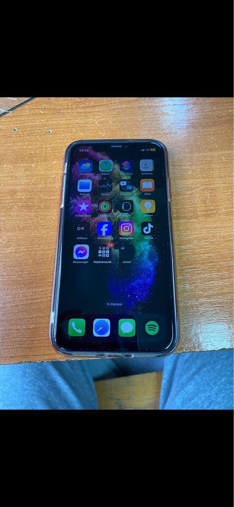 vand iphone 11 ca nou