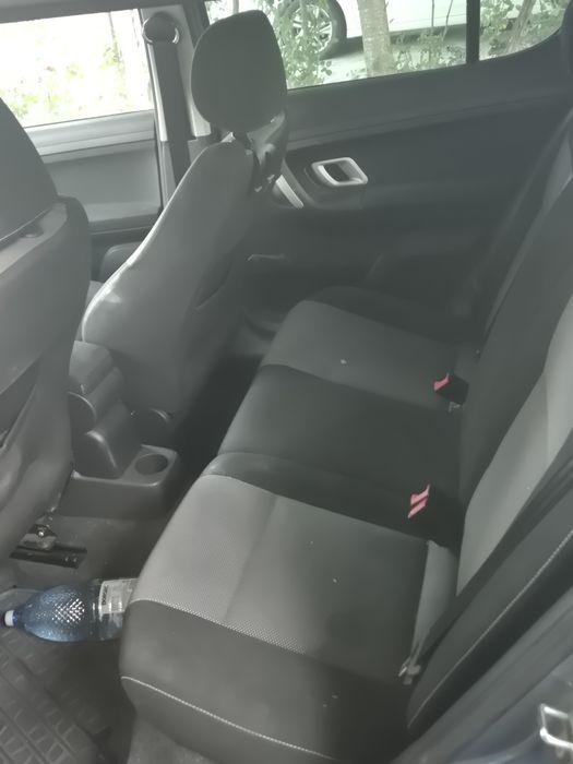 Vând Skoda Fabia
