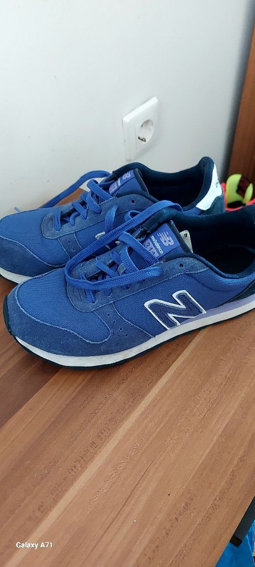 Маратонки New Balance,безупрични.