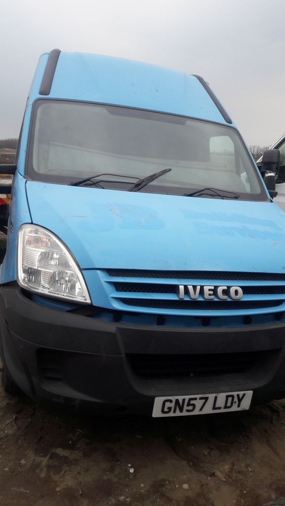 Punte dubla spate iveco daily an 2008