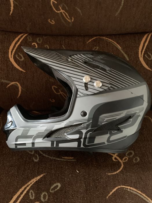 force dh каска нова