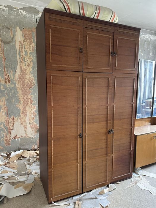 Шкаф советский самовывоз