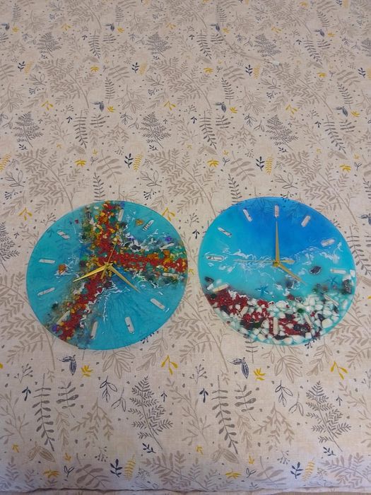 Ceas de perete din rasina epoxy