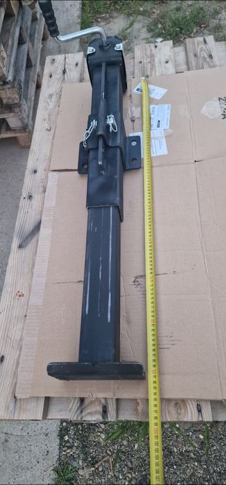 Picior sprijin remorca 8 tone pret 800 lei se poate trimite prin curie