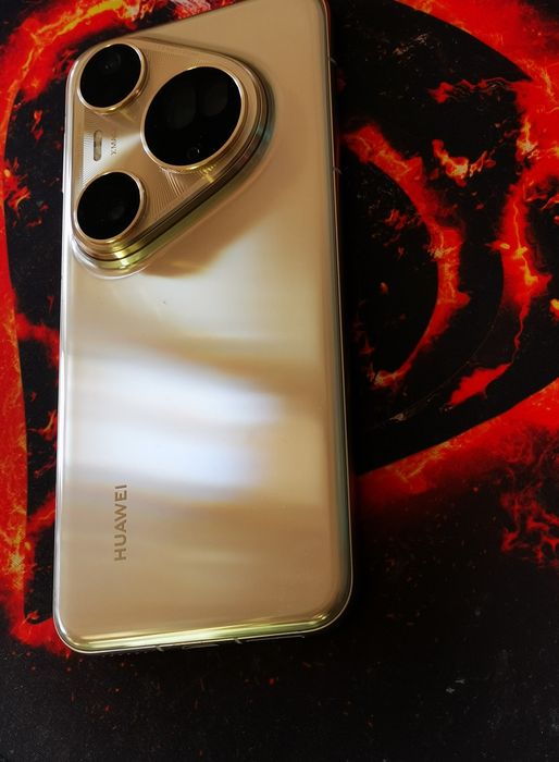 Huawei pura 80 ultra Prestige Gold