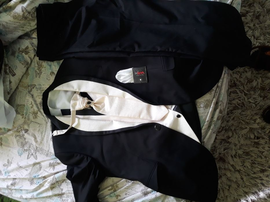 Costum mire, purtat la nunta, in stare ca nou