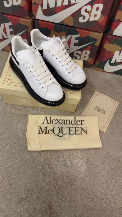 Alexander Mcqueen