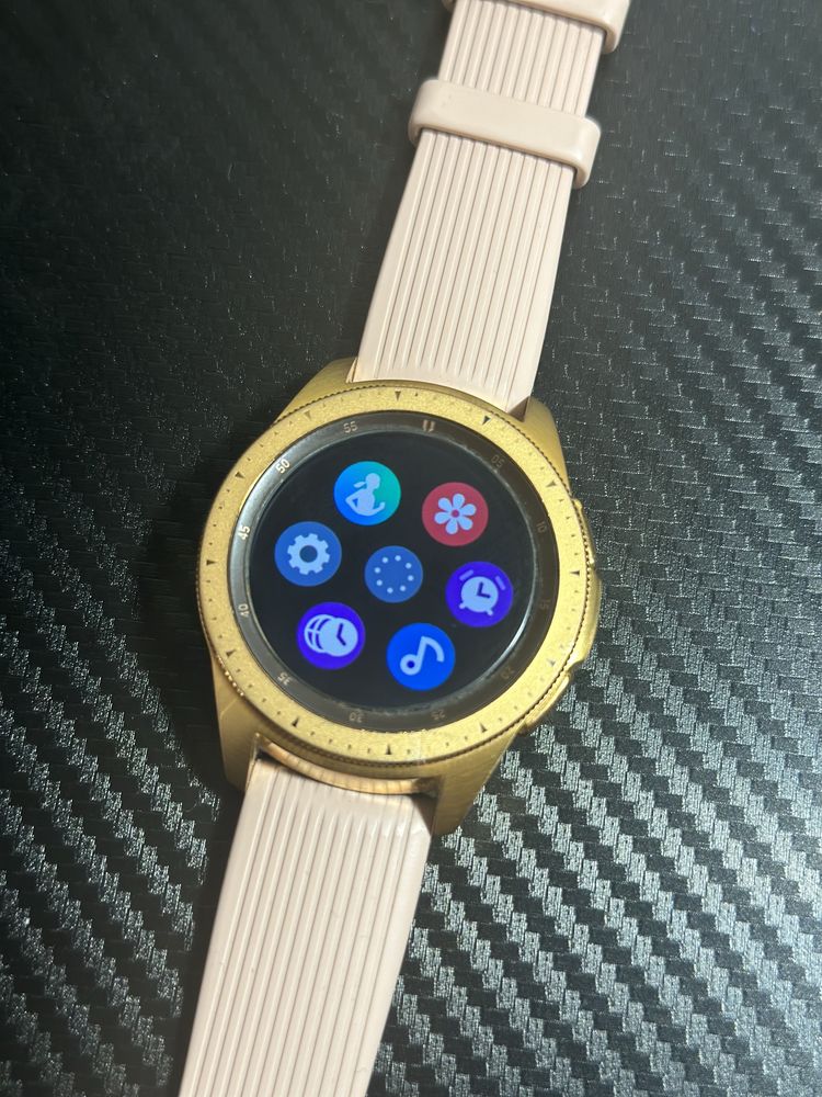 Smart часовник Samaung galaxy Rose gold 42mm