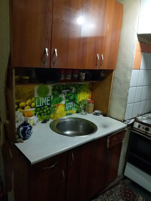 1-хоналик 1каватда 2каватлик эски домдан сотилади