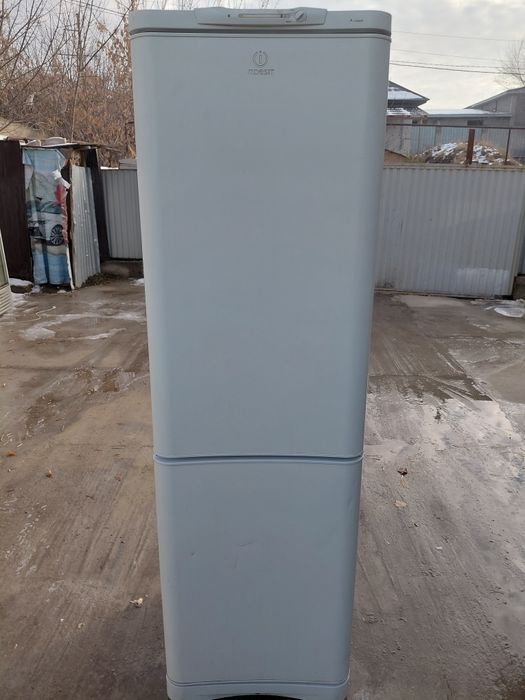 Холодильник рабочая Индезит Доставка есть