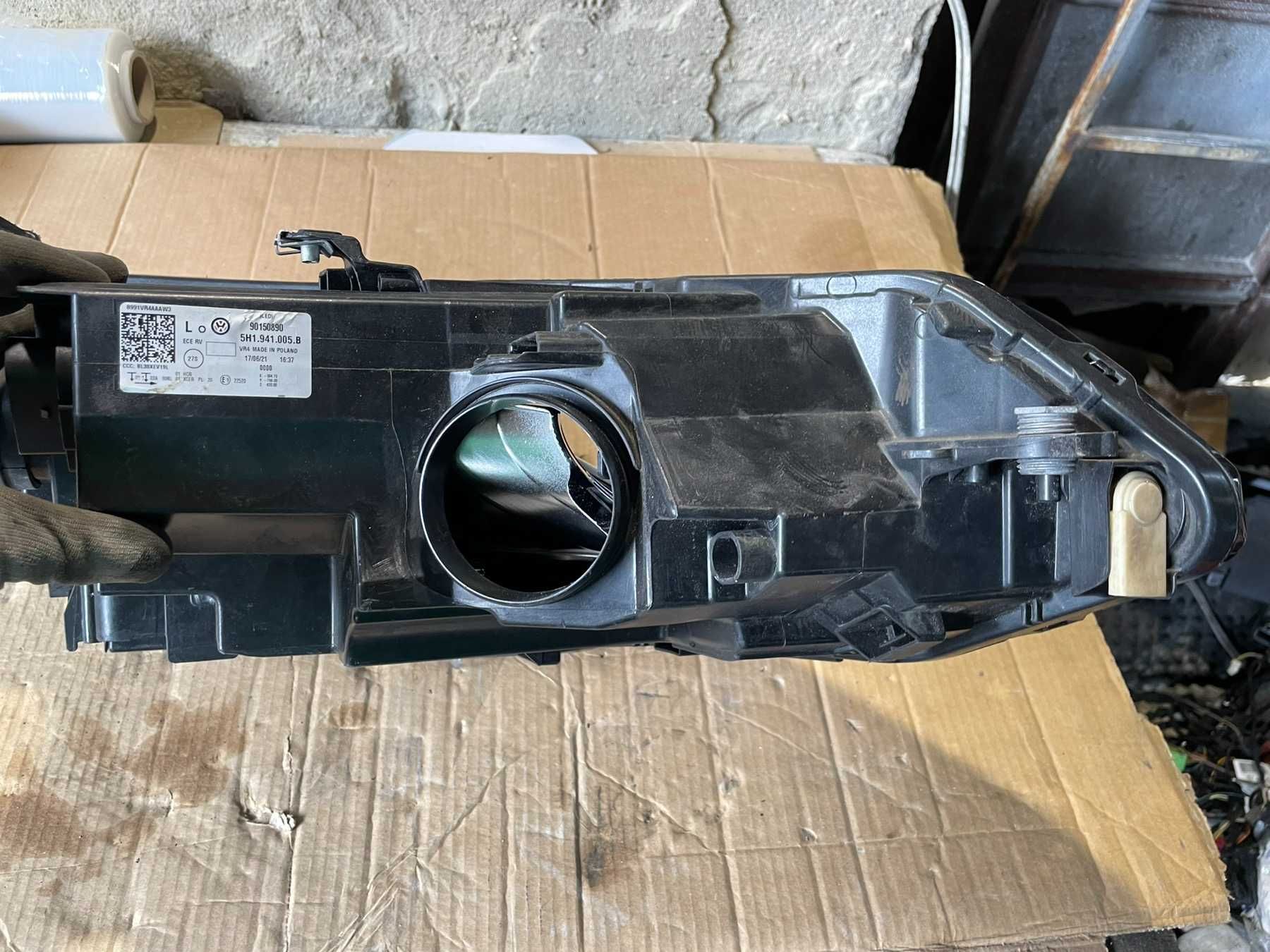 Фар Ляв Volkswagen Golf 8 2021 Full Led 5H1941005B